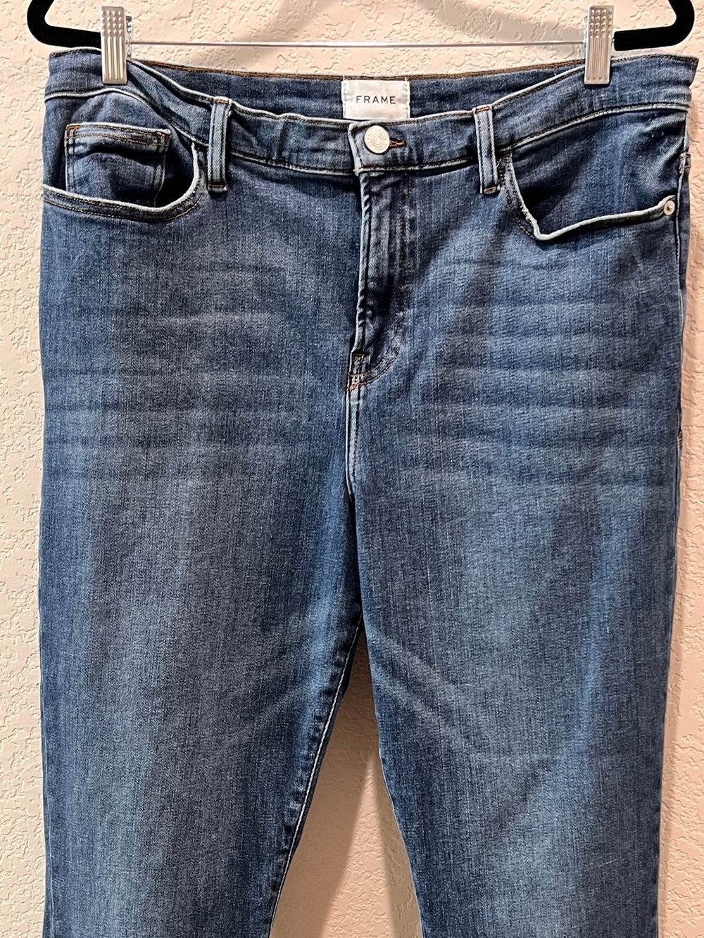 FRAME Le High Ankle Straight Leg
Jeans Bestia Blue Size 33 - Picture 4 of 16